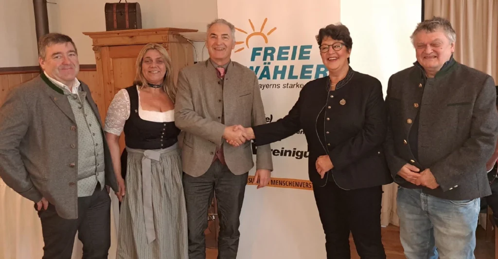 v.L. MdL Lausch, Bezirksrätin Barbara Stein, Bundestagskandidat Sepp Hofer, MdL Susann Enders, Ortsvorsitzender Dr. Erwin Gutsmiedl