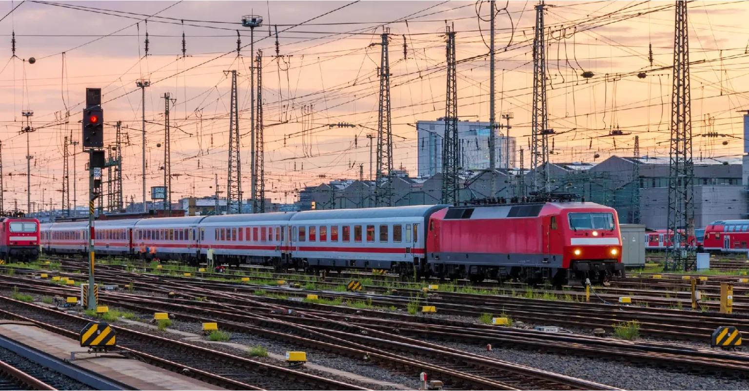 Schnellzug am Ostbahnhof vom München